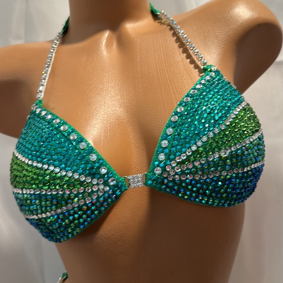 Npc wellness bikini suit, Hunter Green 34B small bottoms Crystal work handmade - Picture 2 of 4